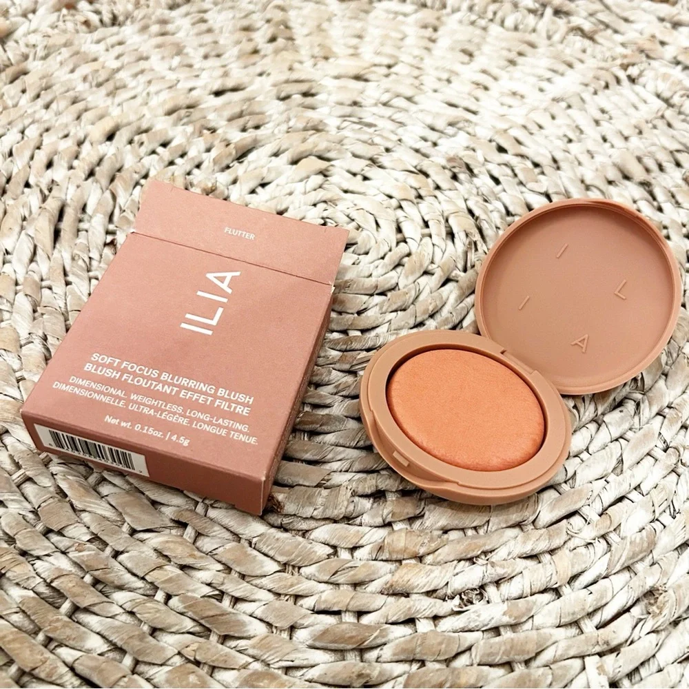 New Ilia Soft Focus Blurring Blush Flutter Warm Peach